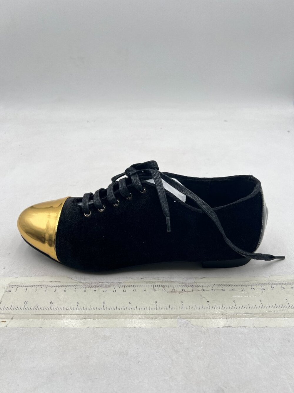Black/Gold Womens Lace Up Flats Pointed Toe Brogue Shoes Retro Daily Shoes